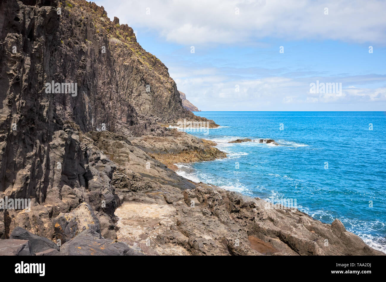 Malerische vulkanischen Felsen Küste in der Nähe von San Andres, Teneriffa, Spanien. Stockfoto