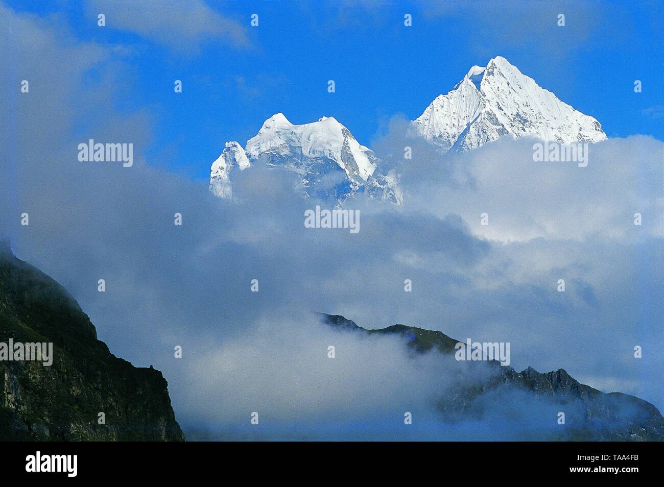 Mt Thamserku und Mt Kantega ab Trail Thami Nepal, Asien Stockfoto