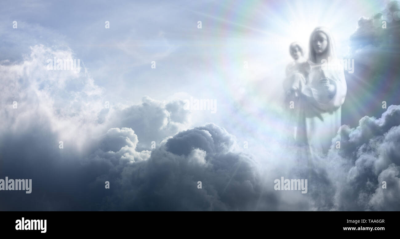 Die Erscheinung der Jungfrau Maria und dem Jesuskind in den Wolken Stockfoto
