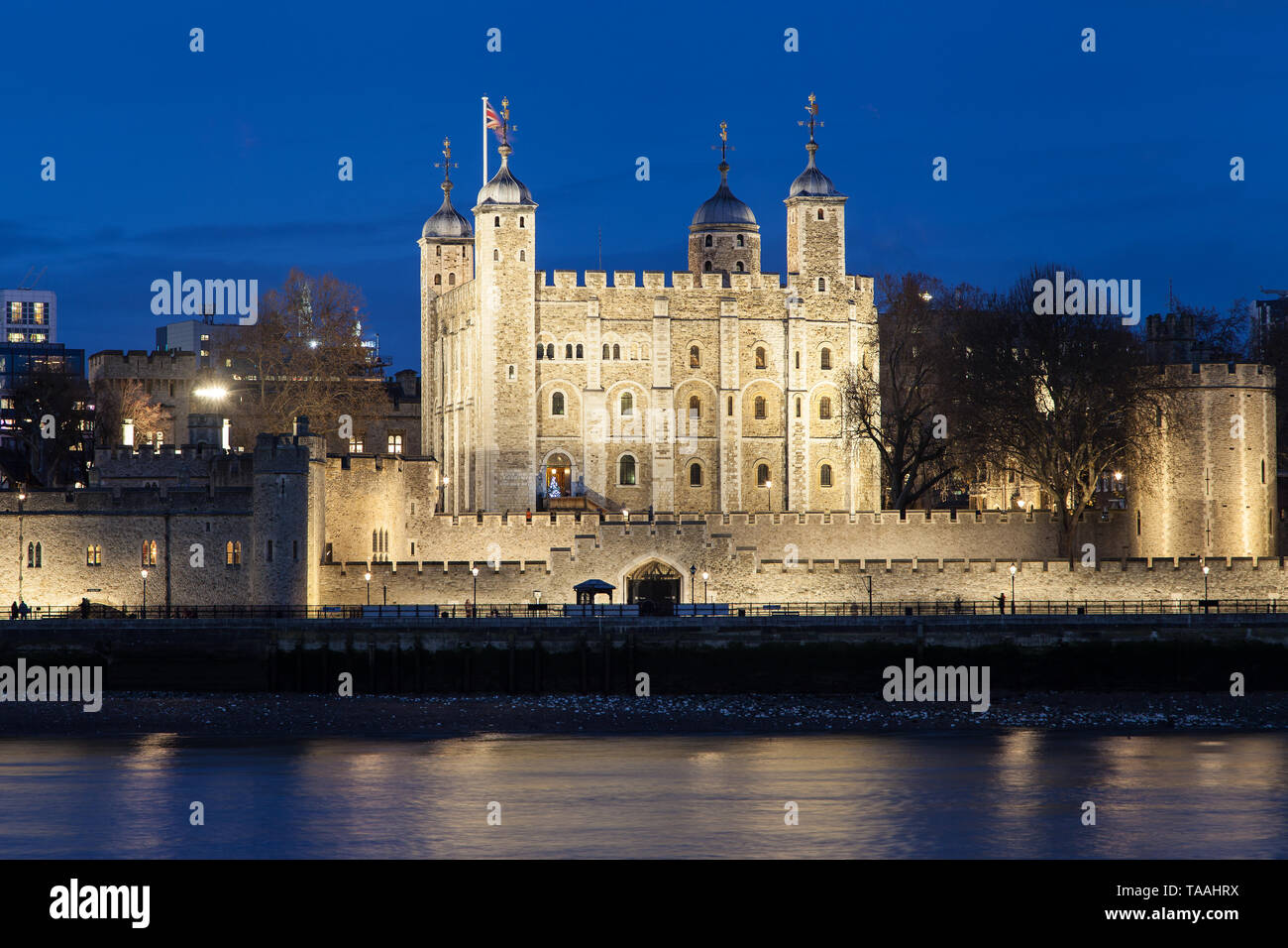 Tower von London bei Nacht, Vereinigtes Königreich. Stockfoto