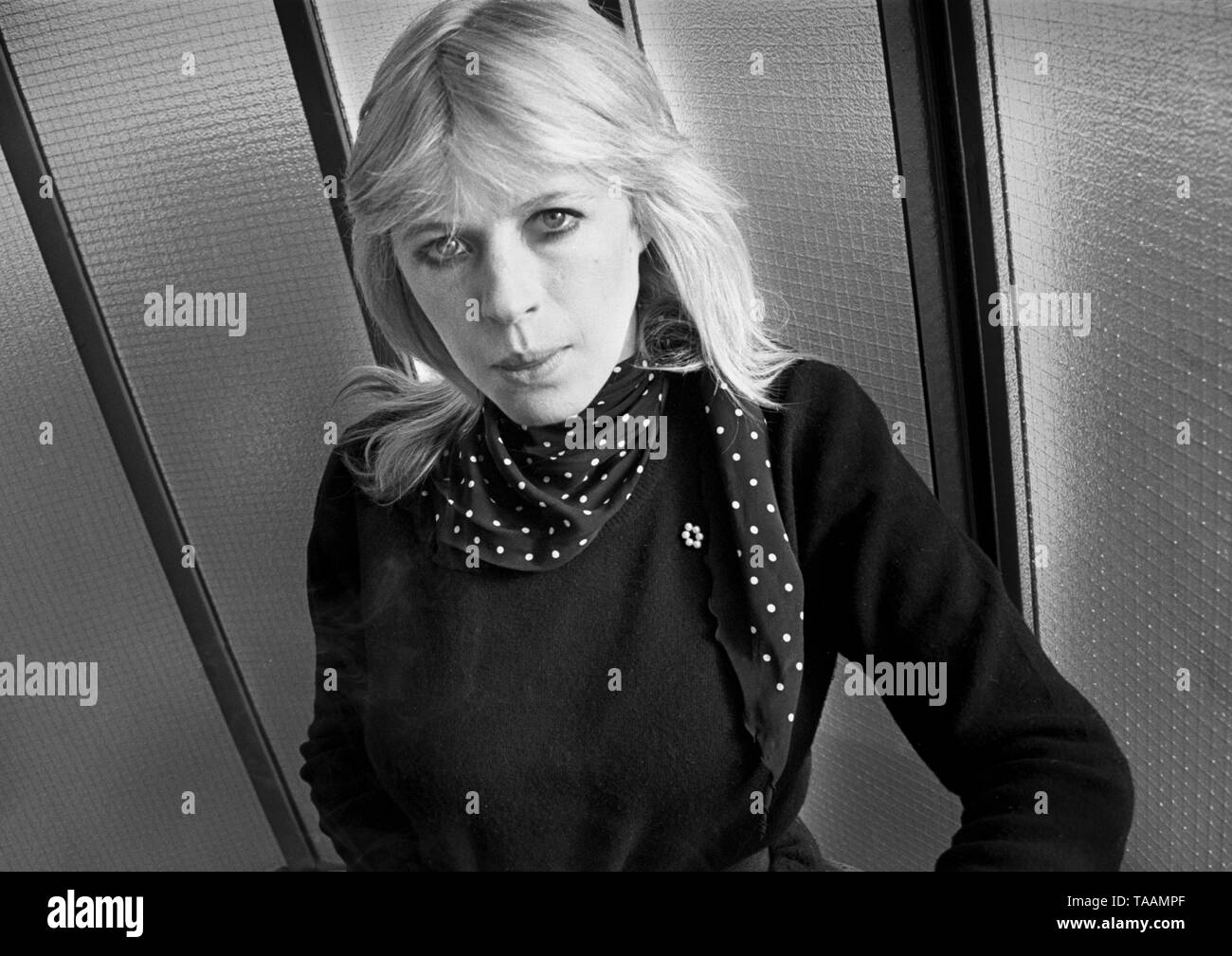 Marianne Faithfull Posen für ein Portrait Session 1976 in London. (Foto von Gijsbert Hanekroot) Stockfoto