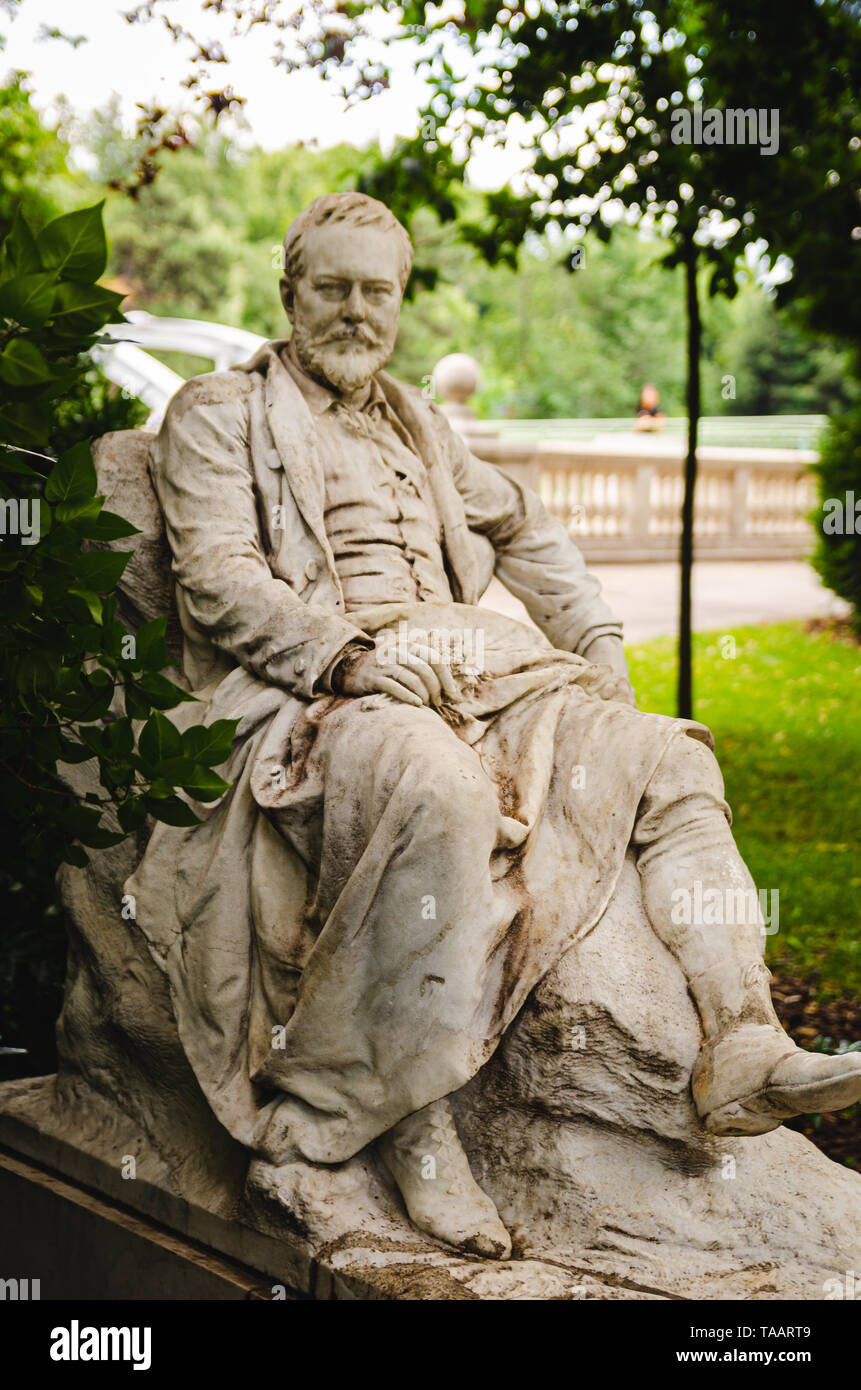 Statue von Emil Jakob Schindler bekannten österreichischen Maler. In Wien City Park. Stockfoto