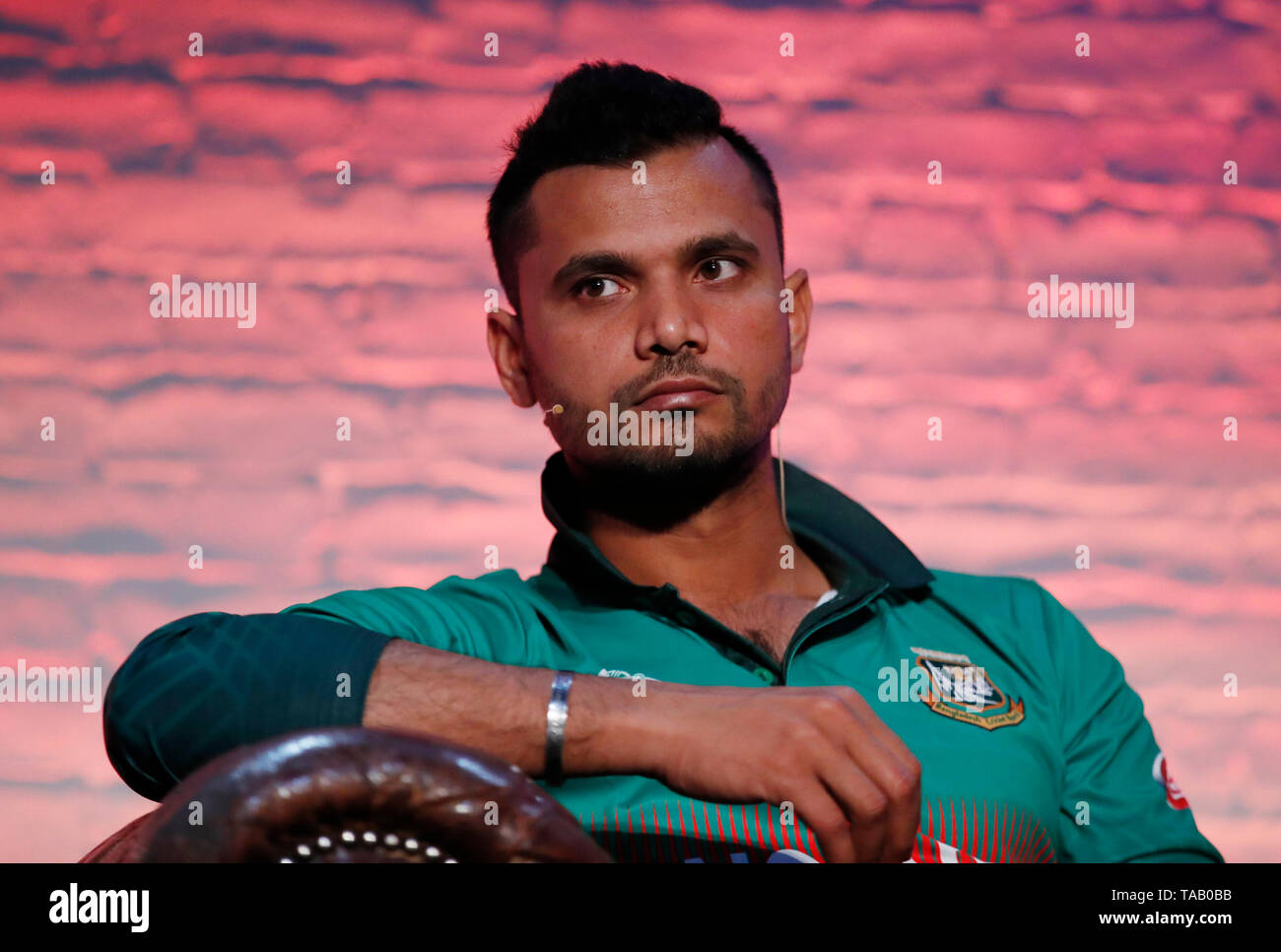 In Bangladesch Mashrafe Mortaza während des Cricket World Cup Kapitän Launch Event am Film vergossen, London. Stockfoto