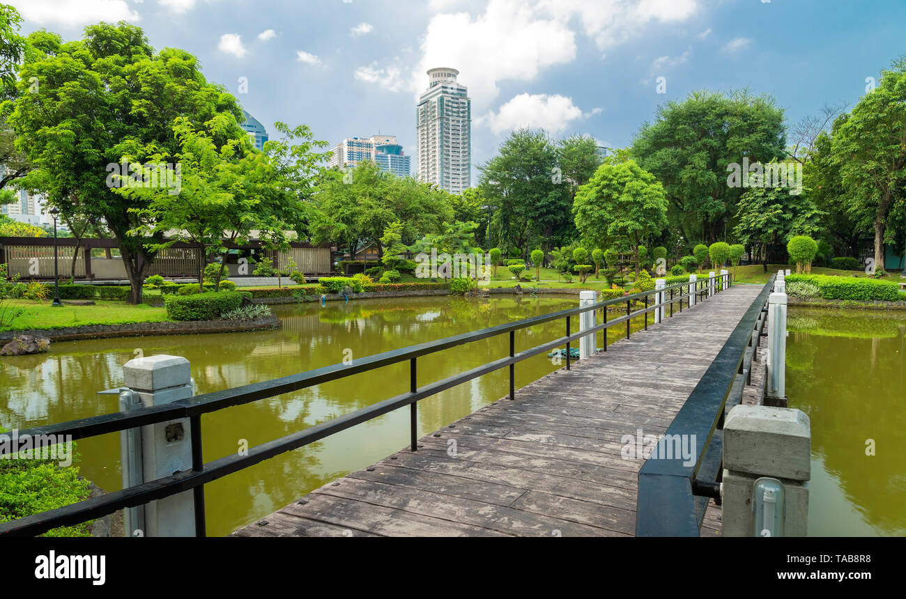 Brücke im Japanischen Garten in Rizal (luneta) Park, Manila, Philippinen Stockfoto