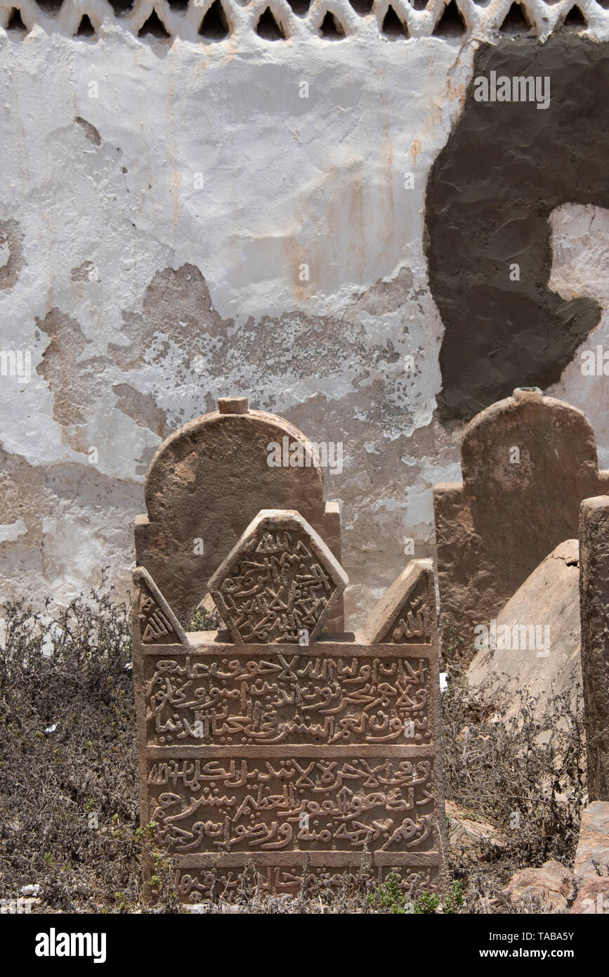 Oman und Dhofar region, Hauptstadt von Salalah. Alten Friedhof neben Bin Ali Grab. Stockfoto