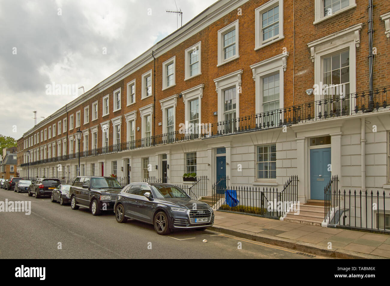 LONDON NOTTING HILL die gemauerte Häuser von PENZANCE STREET Stockfoto