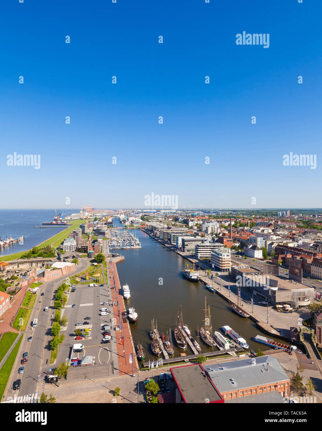 Deutschland, Bremen, Bremerhaven, Neuer Hafen, Weser Stockfoto