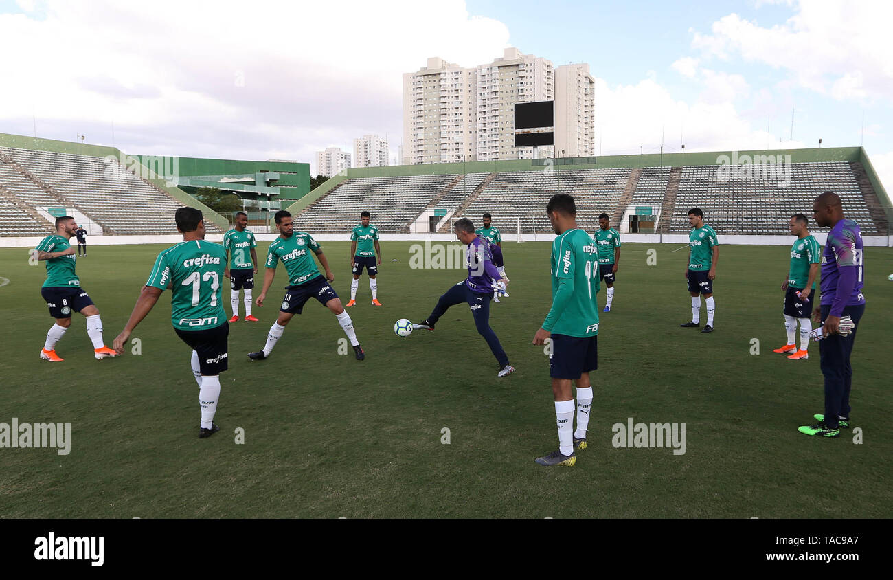 BRASÍLIA, DF - 23.05.2019: TREINO TUN PALMEIRAS EM BRASÍLIA-SE Palmeiras Spieler, während der Ausbildung an der Bezerrão Stadion. (Foto: Cesar Greco/Fotoarena) Stockfoto