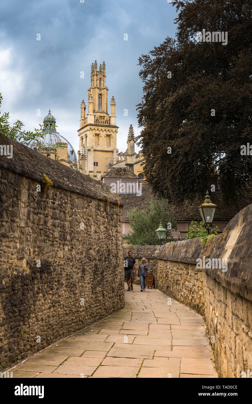 Gasse, Universität Oxford, Großbritannien Stockfoto