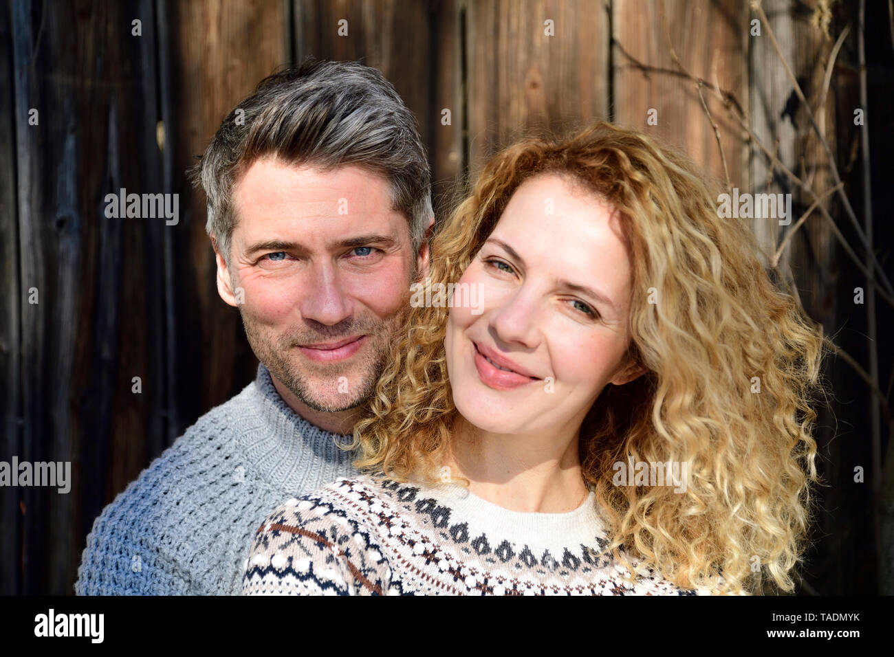 Deutschland, Bayern, Portrait von glückliches Paar Stockfoto