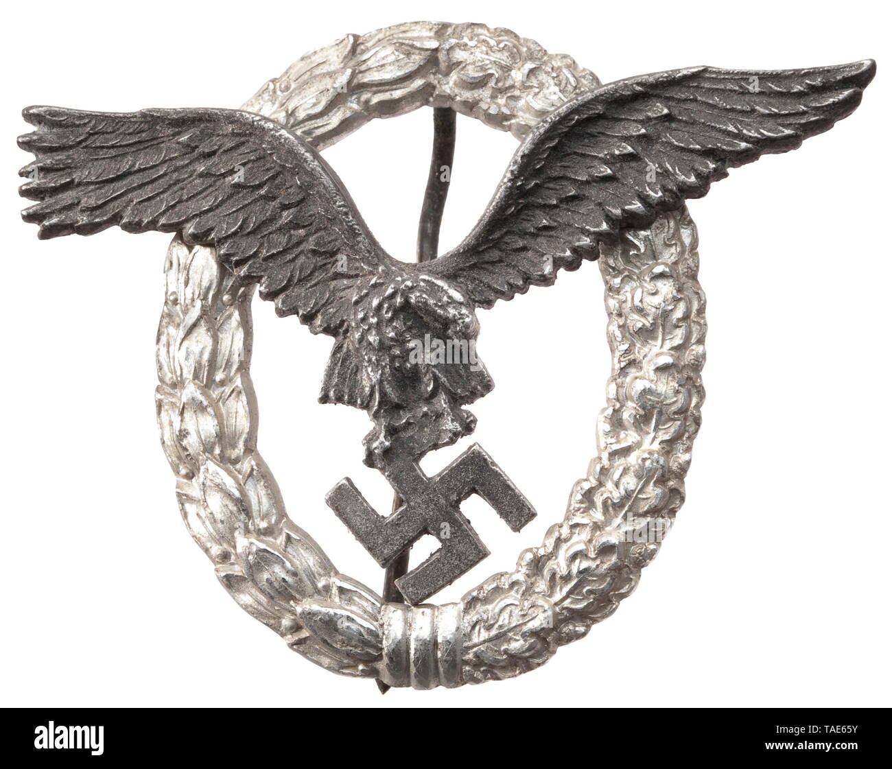 Ein Pilot Badge Aluminium Problem durch Teekocher Juncker, Berlin dunkel patiniert Eagle mit dem Stempel des Reverse Hersteller "C.E. Juncker Berlin S.W.". Kranz mit feinen versilbern, vollständig erhaltene Nadel System. Höhe 53 mm. Gewicht 13,2 g. historischen, historische, 20. Jahrhundert, Additional-Rights - Clearance-Info - Not-Available Stockfoto