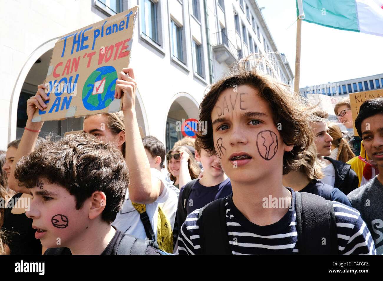 Brüssel, Belgien. 24. Mai 2019. die Leute März während ein Klima protestieren. Alexandros Michailidis/Alamy leben Nachrichten Stockfoto