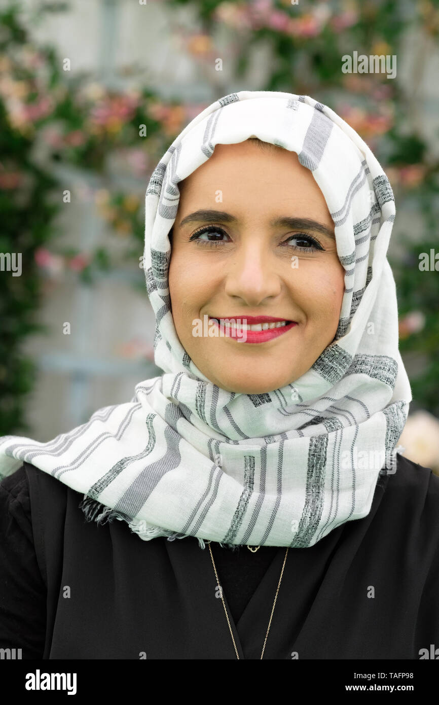 Hay Festival, Heu auf Wye, Powys, Wales, Großbritannien - Samstag, den 25. Mai 2019 - omanische Thema Jokha Alharthi Gewinner des Man Booker International Prize für ihren Roman Himmelskörper im Hay Festival. Foto Steven Mai/Alamy leben Nachrichten Stockfoto