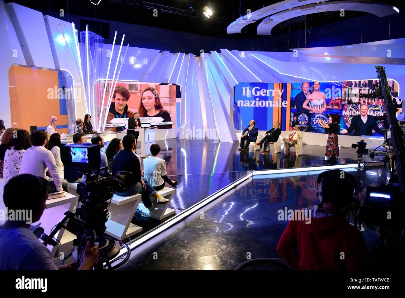 Mailand, Italien. 25 Mai, 2019. RAI 3 - TV-Talk" unter der Leitung von Massimo Bernardini Credit: Unabhängige Fotoagentur/Alamy leben Nachrichten Stockfoto