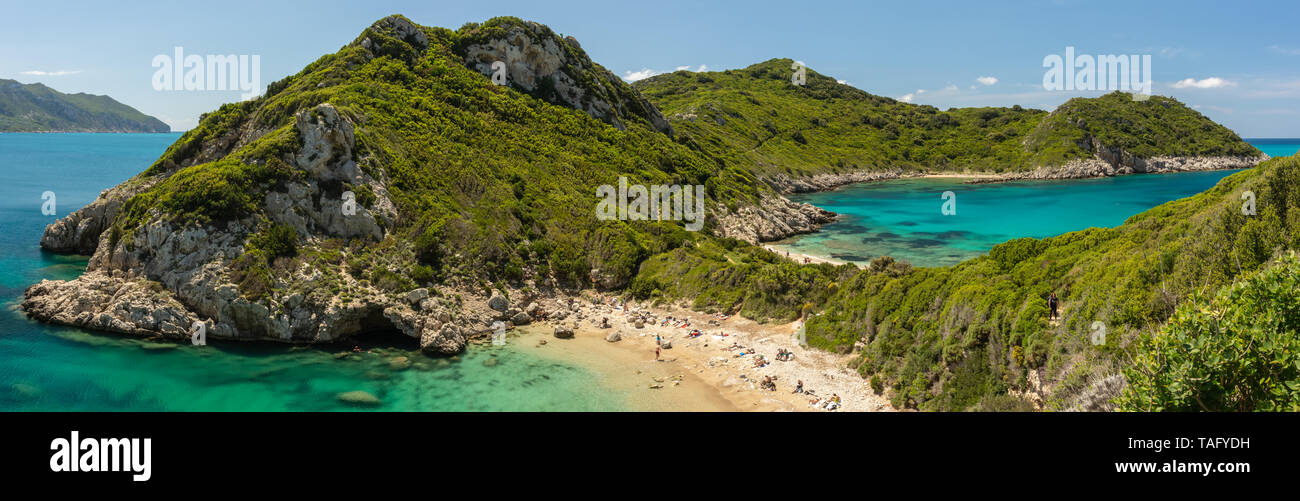 Blick auf malerische Afionas beach (Porto Timoni), Korfu, Griechenland Stockfoto