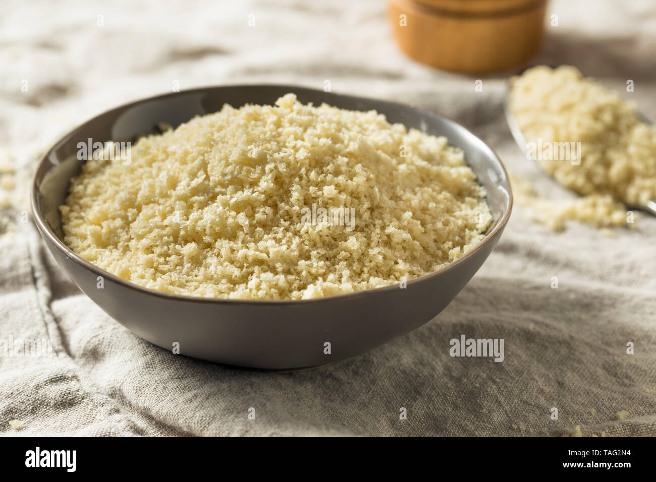 Flakey panierte Panko Brotkrumen, die zum Kochen von Nahrungsmitteln  Stockfotografie - Alamy