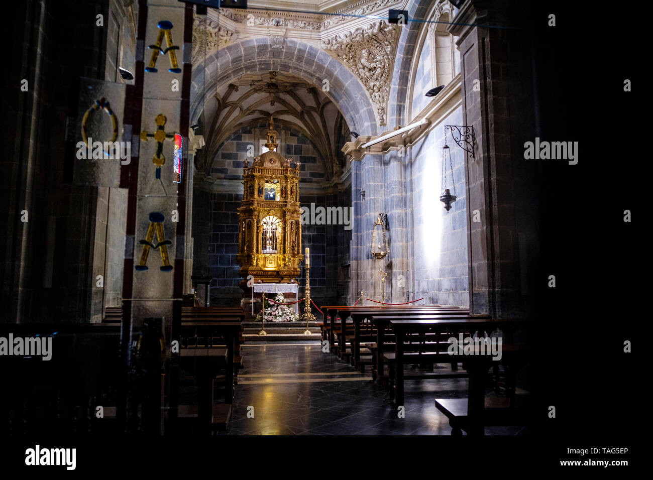 Lignum Crucis Kapelle, nach diesem Relikt Tradition ist ein Teil des Wahren Kreuzes, das Kloster von Santo Toribio de Liébana, Kantabrien, Spanien Stockfoto