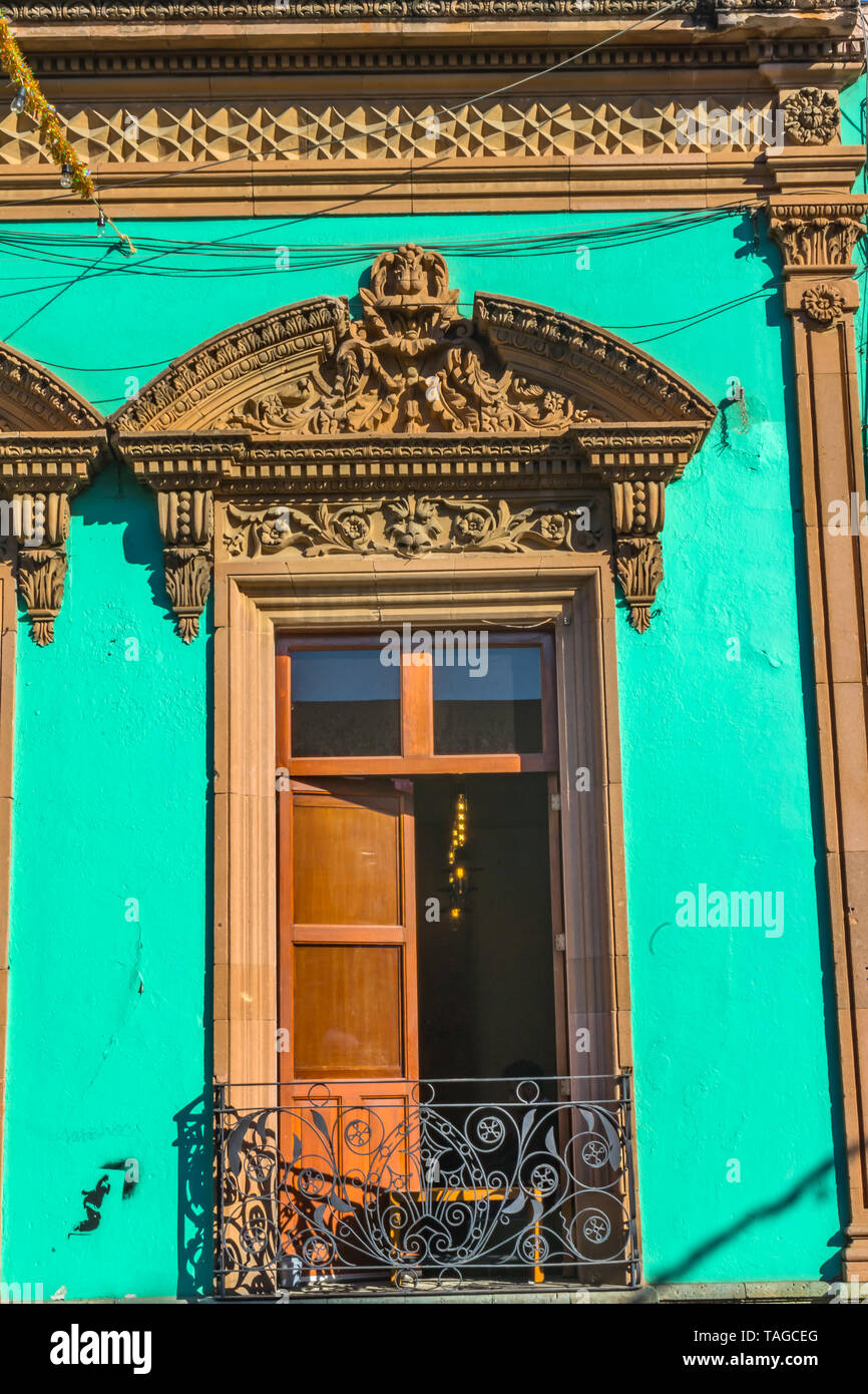 Türkis Fenster Wand mexikanischen Gebäude Oaxaca Juarez Mexiko Stockfoto