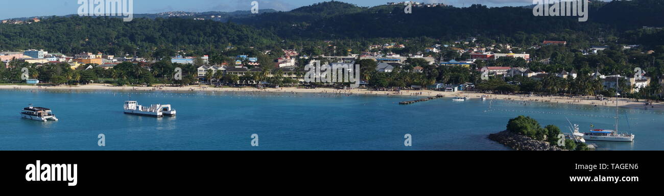 Aus der Perspektive der Cruise Terminal Ocho Rios - Jamaika Stockfoto