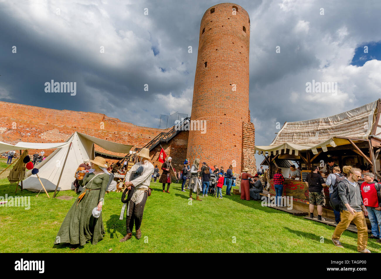 Reenactment der mittelalterlichen Messe am Schloss von Masowien Herzöge. Czersk, Mazovian Provinz, Polen. Stockfoto