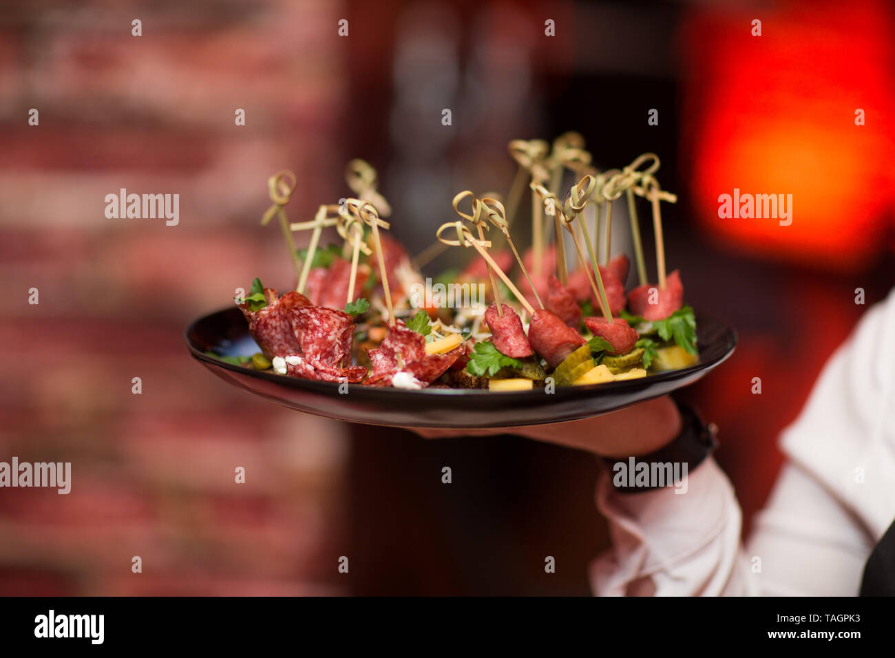 Catering Essen und Snacks Konzept. Snack an der Platte. Stockfoto