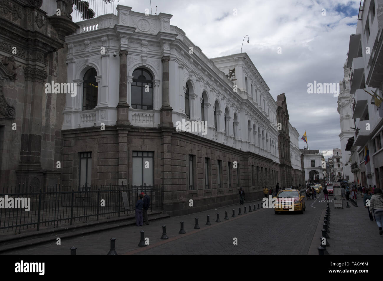 Ab 1534 auf den Ruinen einer Inca Stadt gebaut, die im historischen Viertel von Quito ist eine der am besten erhaltenen historischen Zentren in Nord- und Südamerika. Stockfoto