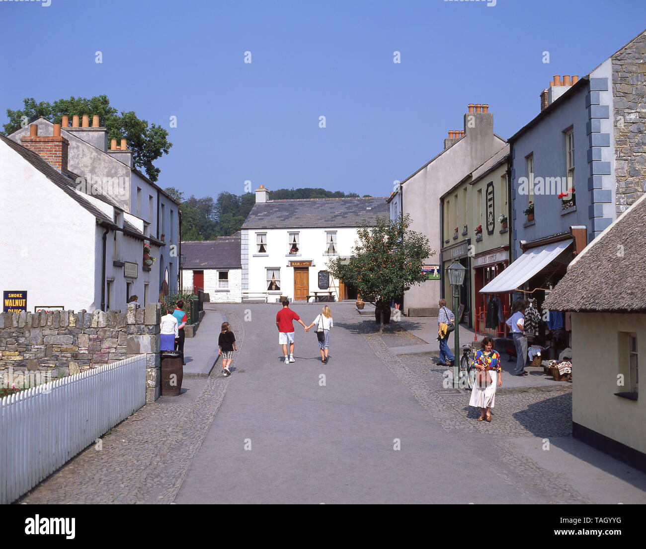 Village Street, Bunratty Folk Park, Bunratty, County Clare, Munster Province, Republik Irland Stockfoto