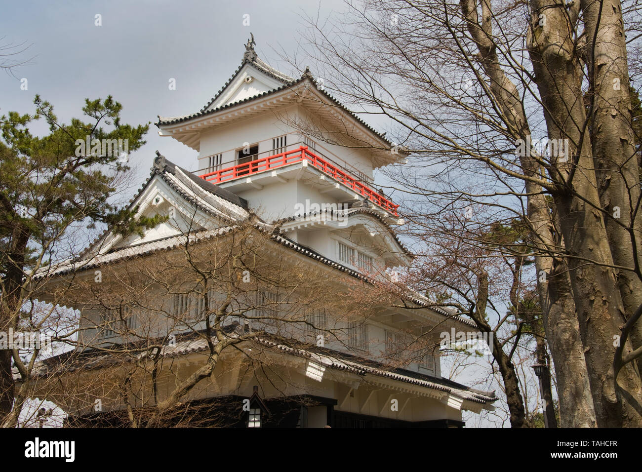 Asien, Japan, Insel Honshu, Akita Präfektur (秋田県 Akita-ken), Stadt Akita, Senshu Park aus dem 17. Jahrhundert Kubota Schloss Watch Tower (osumi Yagura) Stockfoto