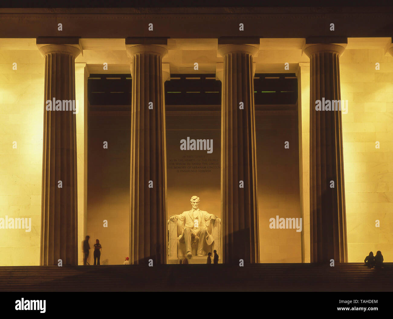 Abraham Lincoln Statue bei Nacht, Lincoln Memorial, West Potomac Park, Washington DC, Vereinigte Staaten von Amerika Stockfoto