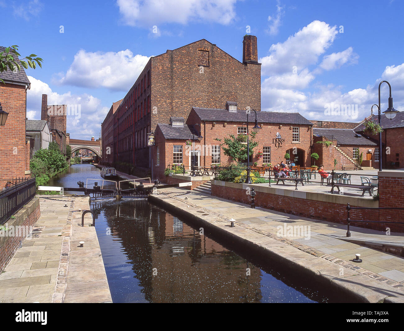 Am Kanal gelegenes Pub, Bridgewater Canal, Castlefields, Manchester, Greater Manchester, England, Vereinigtes Königreich Stockfoto