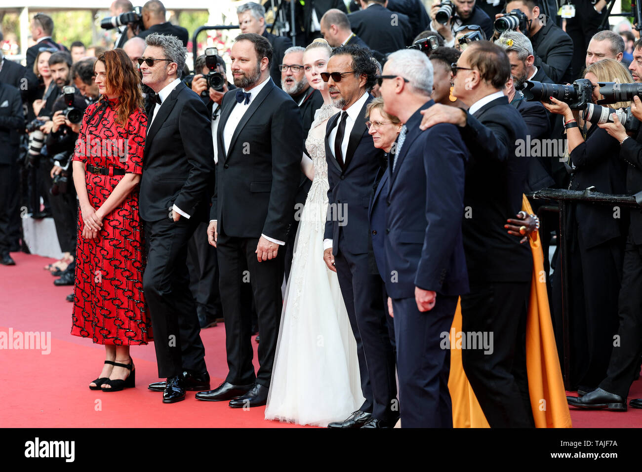 CANNES - 25. Mai: kommt zur Premiere von "CÉRÉMONIE DE CLOTURE/HORS NORMES" während der 2019 Cannes Film Festival am 25. Mai 2019 im Palais des Festivals in Cannes, Frankreich. (Foto durch Lyvans Boolaky/imageSPACE/MediaPunch) Stockfoto
