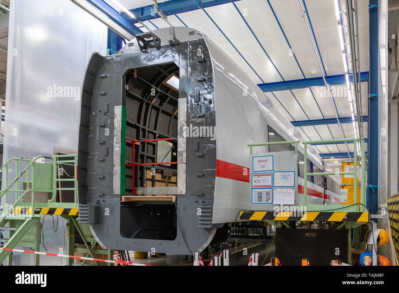 Görlitz, Deutschland, 25. Mai 2019 - Im Bombardier Werk in Görlitz auch Autos für den ICE4 der Deutschen Bahn hergestellt. Stockfoto