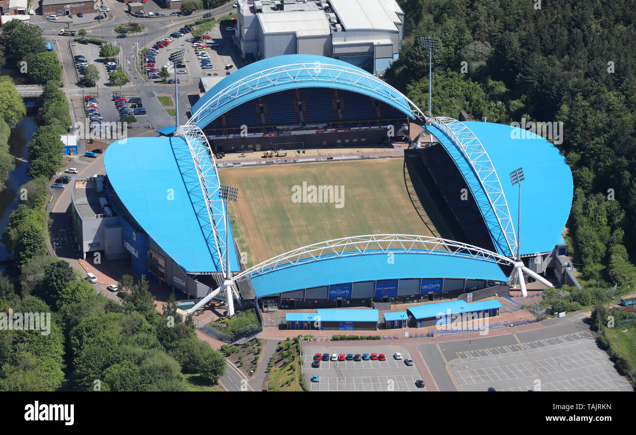 Luftaufnahme des John Smith's Stadium, die Heimat von Huddersfield Town FC, West Yorkshire, UK Stockfoto