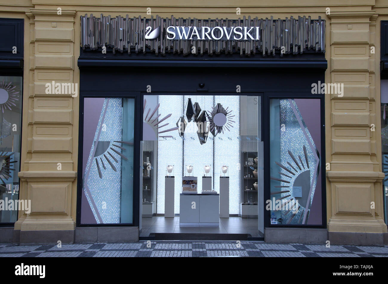 Swarovski Stores in der Innenstadt von Prag Stockfoto