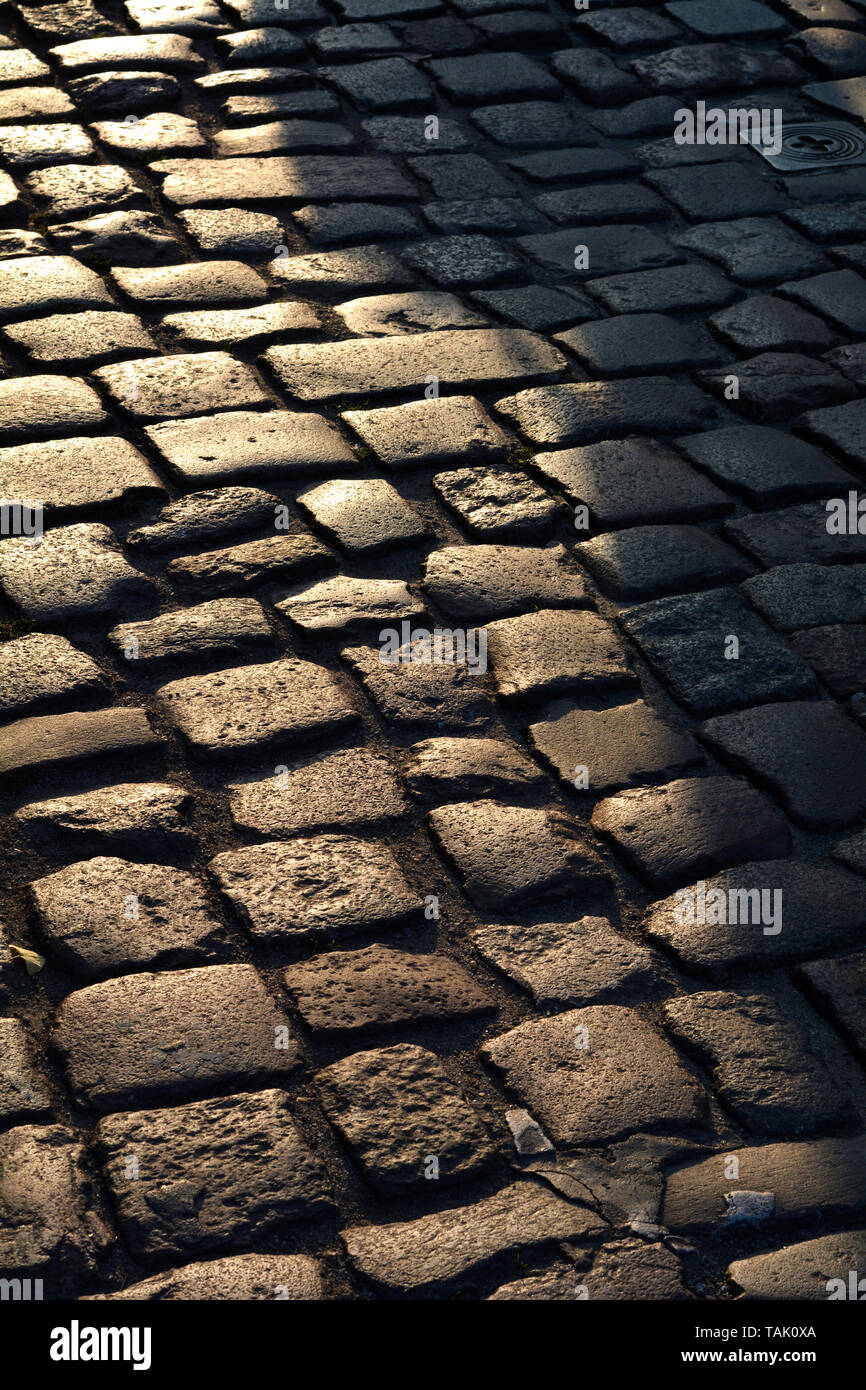 Kopf stolpern -Fotos und -Bildmaterial in hoher Auflösung – Alamy