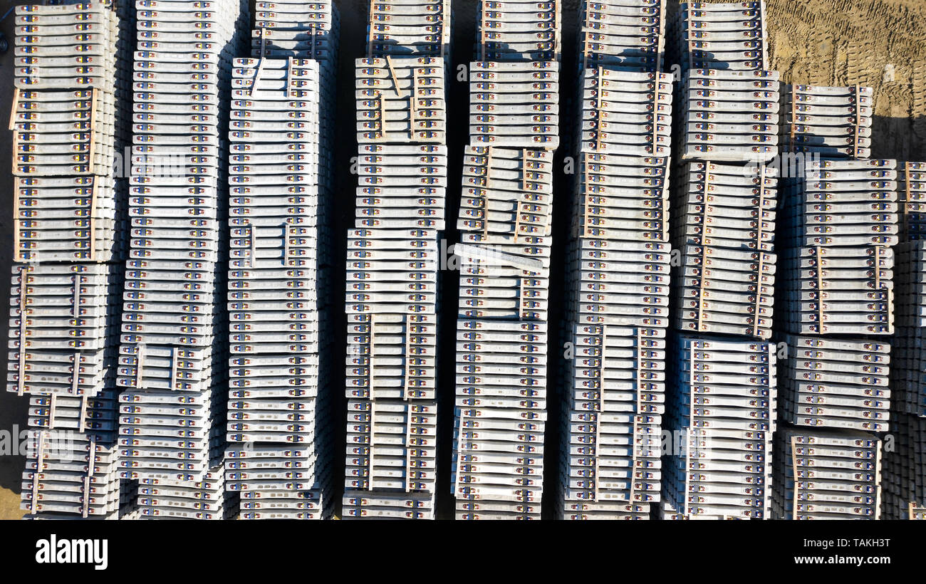 Luftbild von konkreten Schwellen auf einer Baustelle gespeichert Stockfoto