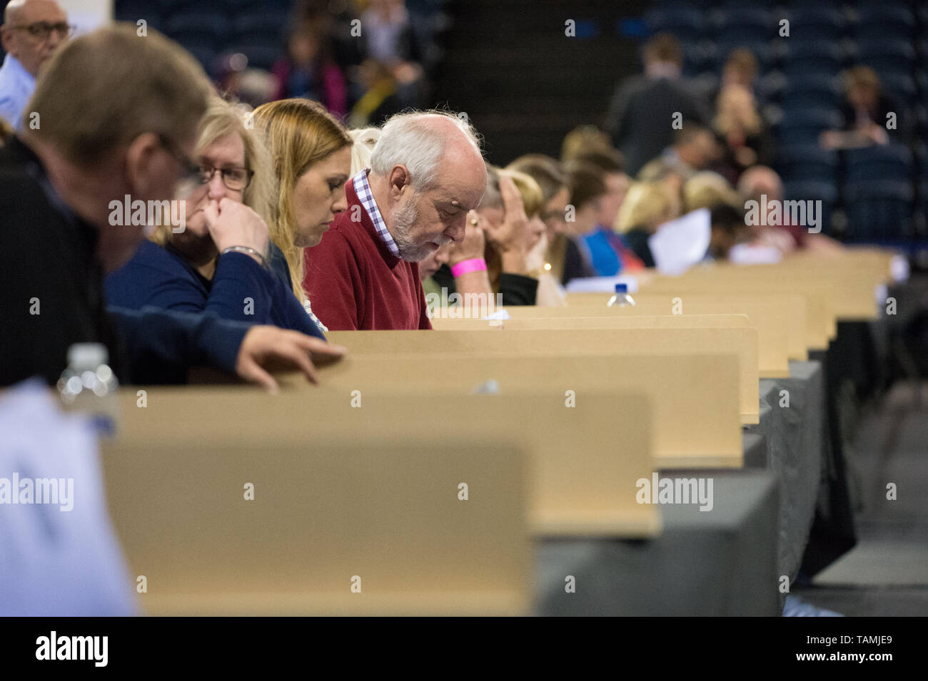 Glasgow, UK. 26 Mai, 2019. Auszählung der Stimmen erfolgt in den Emiraten Arena. Credit: Colin Fisher/Alamy leben Nachrichten Stockfoto