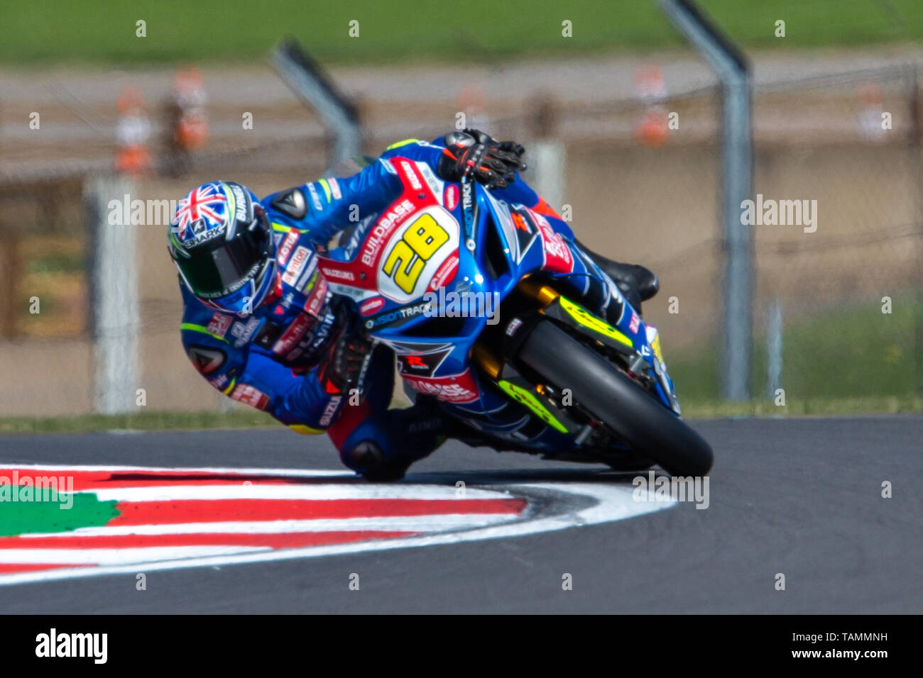 Castle Donington, Leicestershire, UK. 25 Mai, 2019. Bennetts British Superbike Championship; Bradley Ray reiten sein Buildbase Suzuki Credit: Aktion plus Sport/Alamy leben Nachrichten Stockfoto