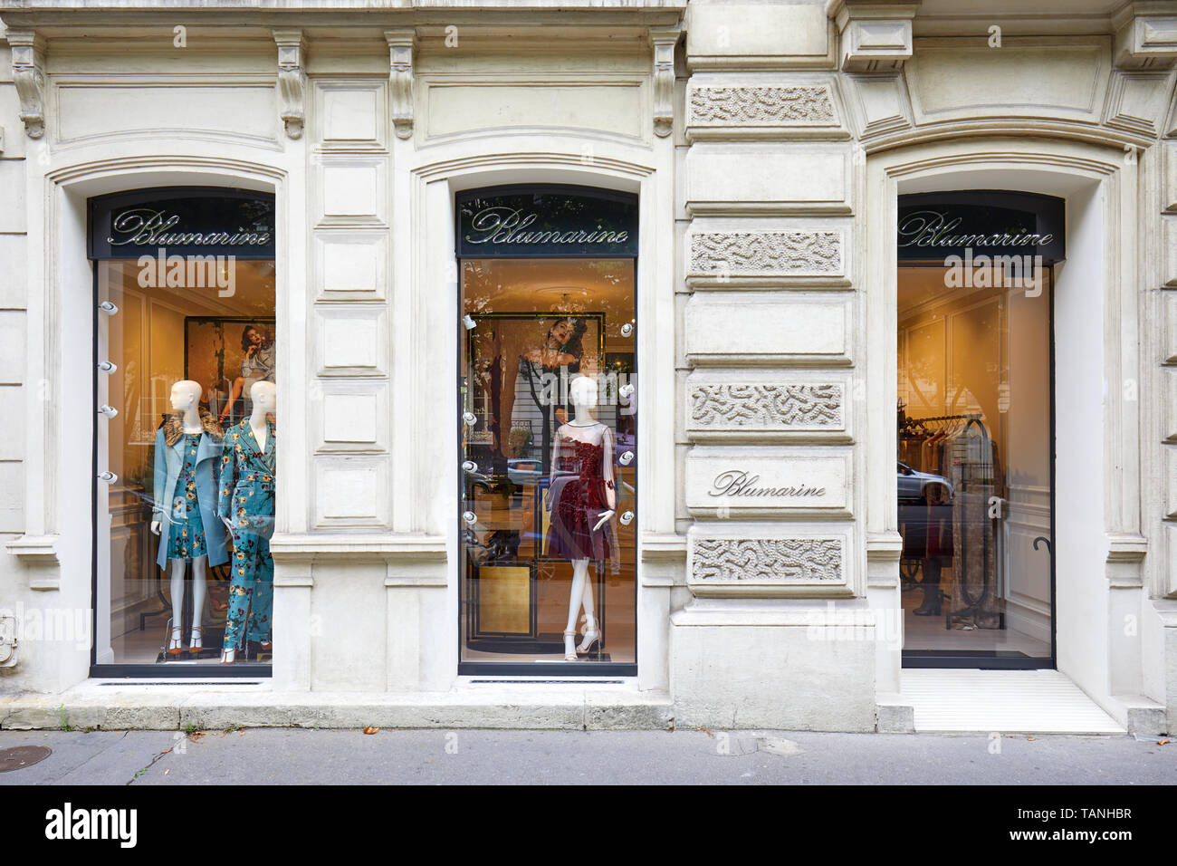 PARIS, Frankreich, 22. JULI 2017: Blumarine mode Luxus Store in Paris, Frankreich. Stockfoto