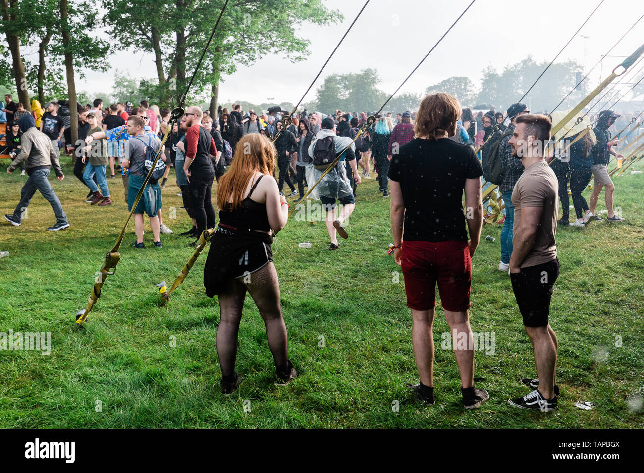 Hatfield, Großbritannien, 26. Mai 2019. Wetter von Sonnenschein und Duschen während der Slam Dunk South Festival gemischt. Credit: Richard Etteridge/Alamy leben Nachrichten Stockfoto