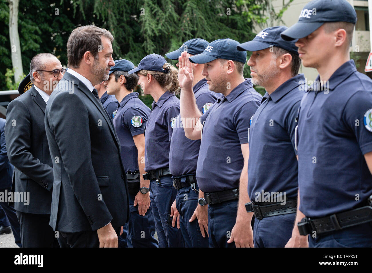 Christophe Castaner, Minister des Innern, auf einer Reise nach Lyon nach Victor Hugo Street Bombardierung, die Linke 13 Menschen verletzt worden. Während der da Stockfoto