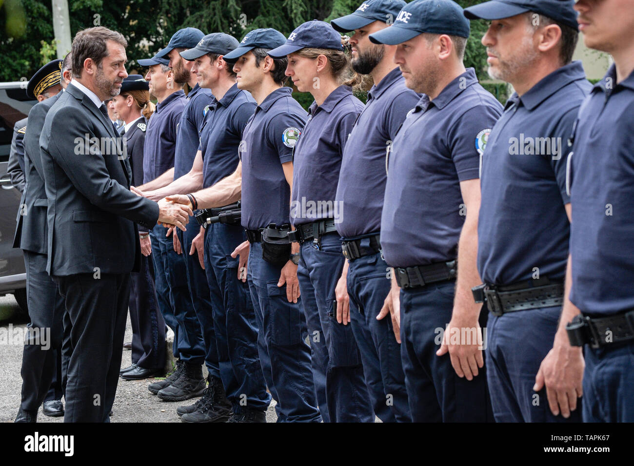 Christophe Castaner, Minister des Innern, auf einer Reise nach Lyon nach Victor Hugo Street Bombardierung, die Linke 13 Menschen verletzt worden. Während der da Stockfoto