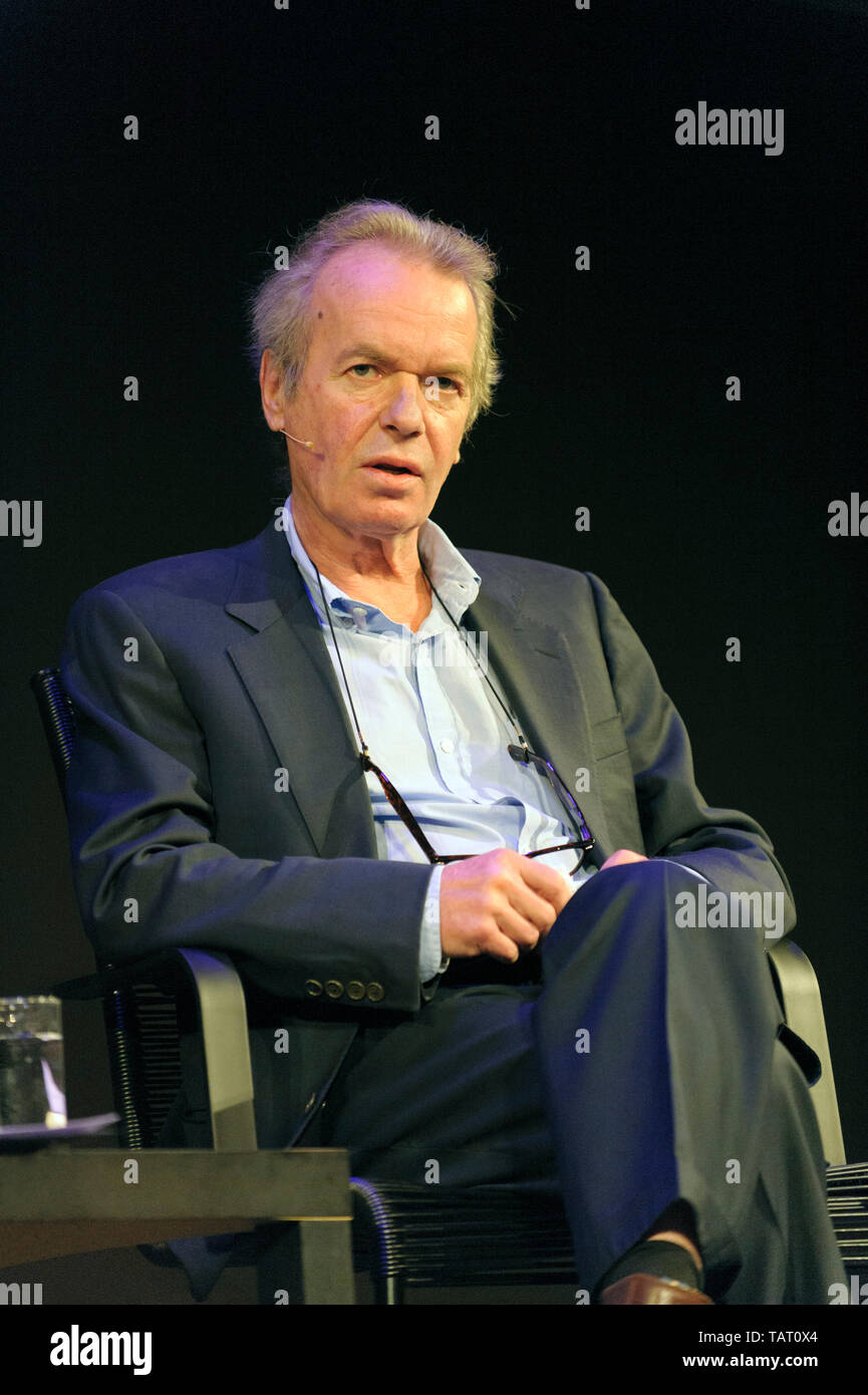 Englisch Autor Martin Amis am Cheltenham Literatur Festival, 11. Oktober 2014. Stockfoto