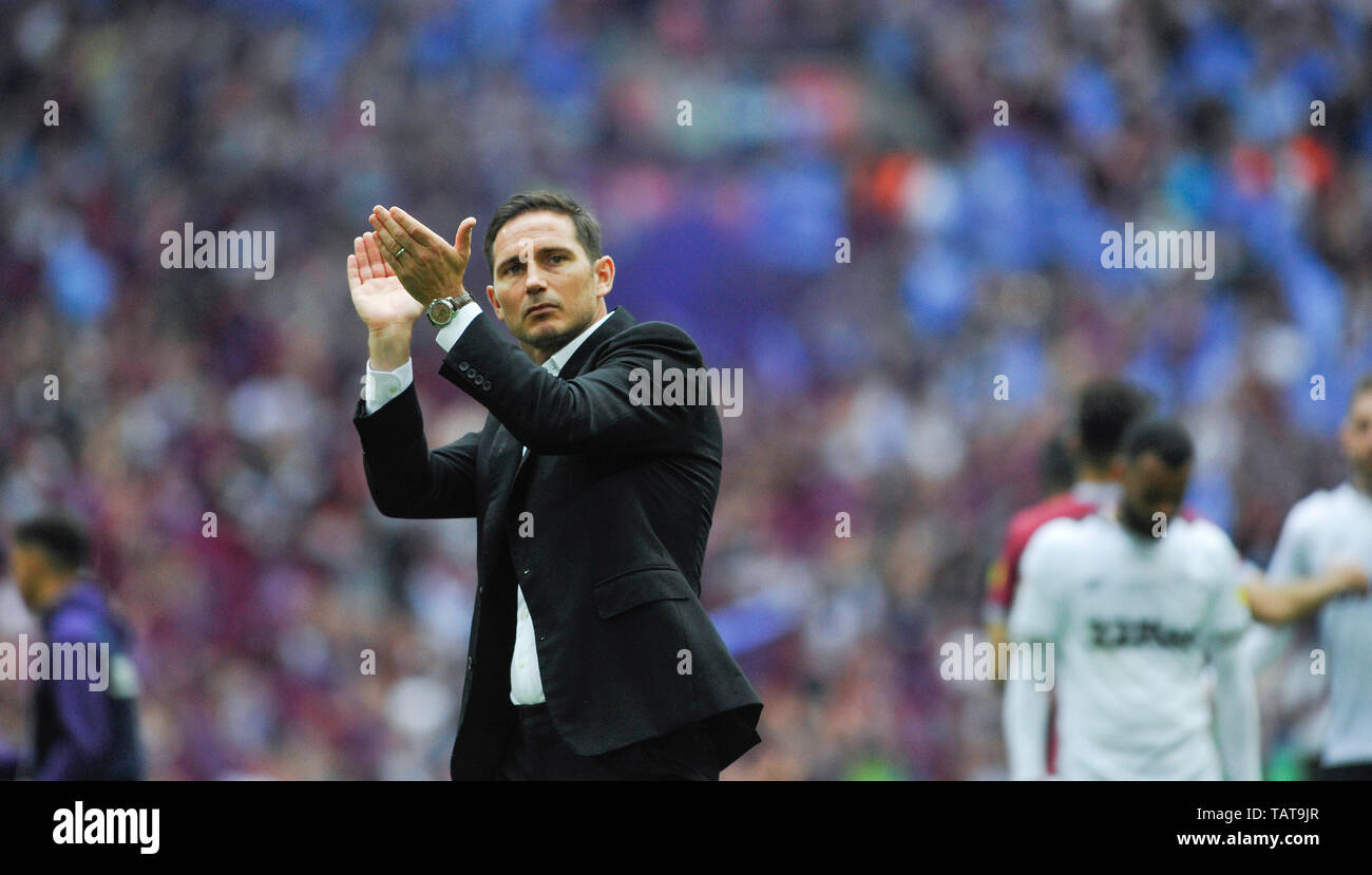 Derby Manager Frank Lampard während der efl Sky Bet Meisterschaft Play-Off Finale zwischen Aston Villa und Derby County im Wembley Stadion, London, 27. Mai 2019 Editorial nur verwenden. Kein Merchandising. Für Fußball Bilder FA und Premier League Einschränkungen Inc. kein Internet/Mobile Nutzung ohne fapl Lizenz - für Details Kontakt Fußball Dataco Stockfoto