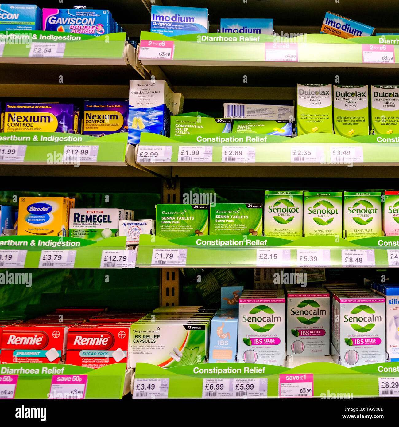 Über den Zähler Auswahl an Magen- oder Bauch Problem Rechtsmittel für Diarrhoes Verstopfung Verdauungsbeschwerden und Sodbrennen Stockfoto