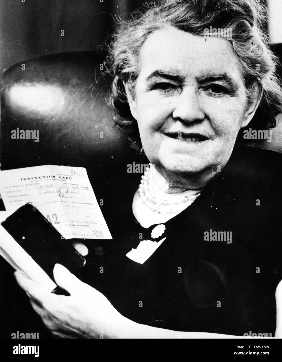 picture Marjorie Charlotte Collyer Titanic https www alamy de katherine gilnagh einer der uberlebenden der titanic shipwreck die fahrkarte die sie in dublin gekauft hatte nach new york zu reisen zeigt image247659896 html