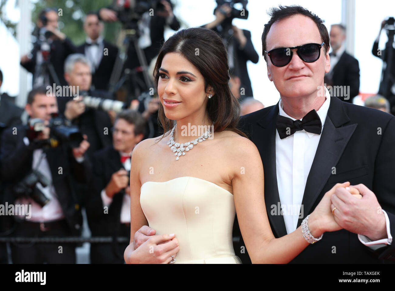 CANNES, Frankreich - 25. Mai: Daniella Pick und Quentin Tarantino an der Abschlussfeier der 72nd Cannes Film Festival (Credit: Mickael Chavet/Proj Stockfoto