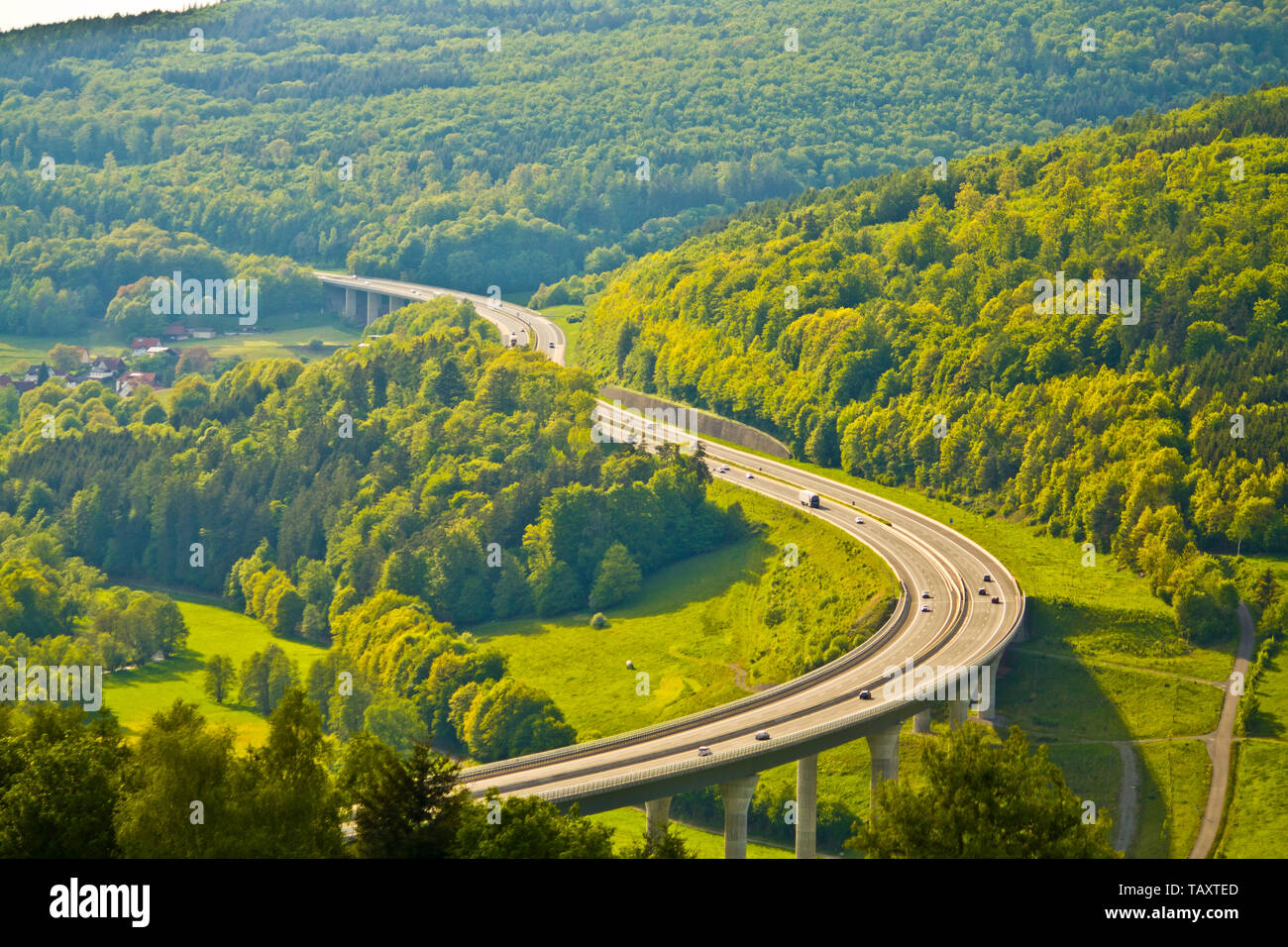 A7 bei Bad Brückenau mit Sinntalbridge in Bayern, Deutschland Stockfoto