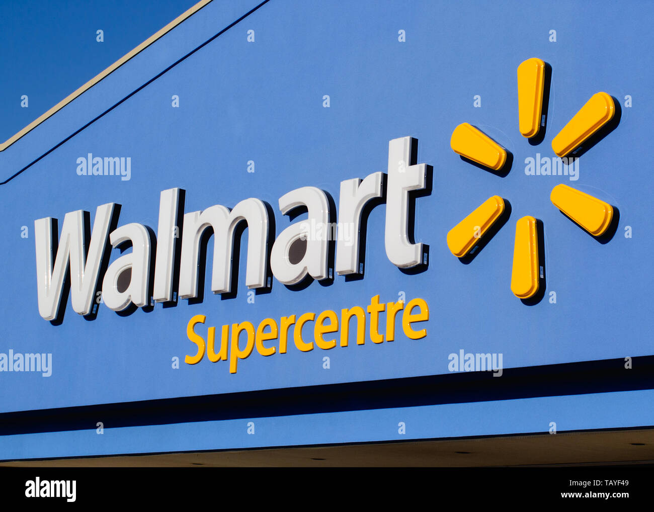 Truro, Kanada - 28. Mai 2019: Walmart Verkaufsplattform. Walmart ist eine US-amerikanische Corporation, die Ketten der Abteilung und Lagerhaus werden in 27 countri Stockfoto