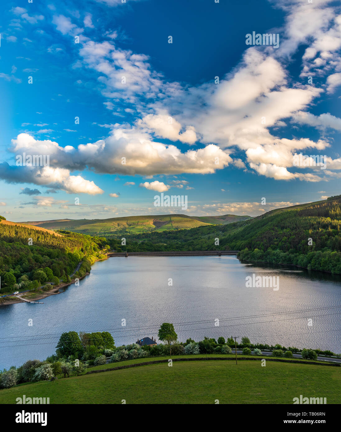 Ein Blick über Ladybower Reservoir, Derbyshire, 26. Mai 2019 Stockfoto